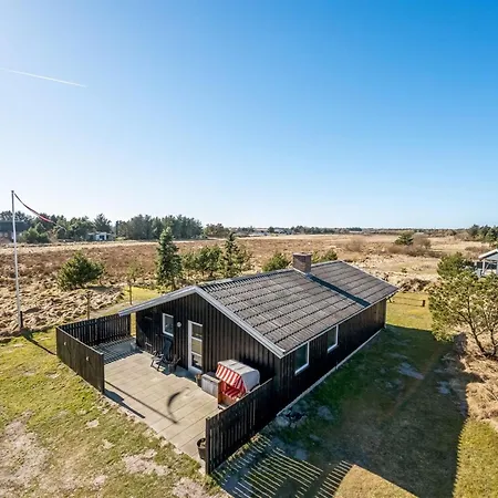 Dom wakacyjny Sinikka - 900m From The Sea By Interhome *