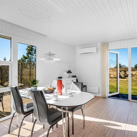 Dom wakacyjny Sinikka - 900m From The Sea By Interhome